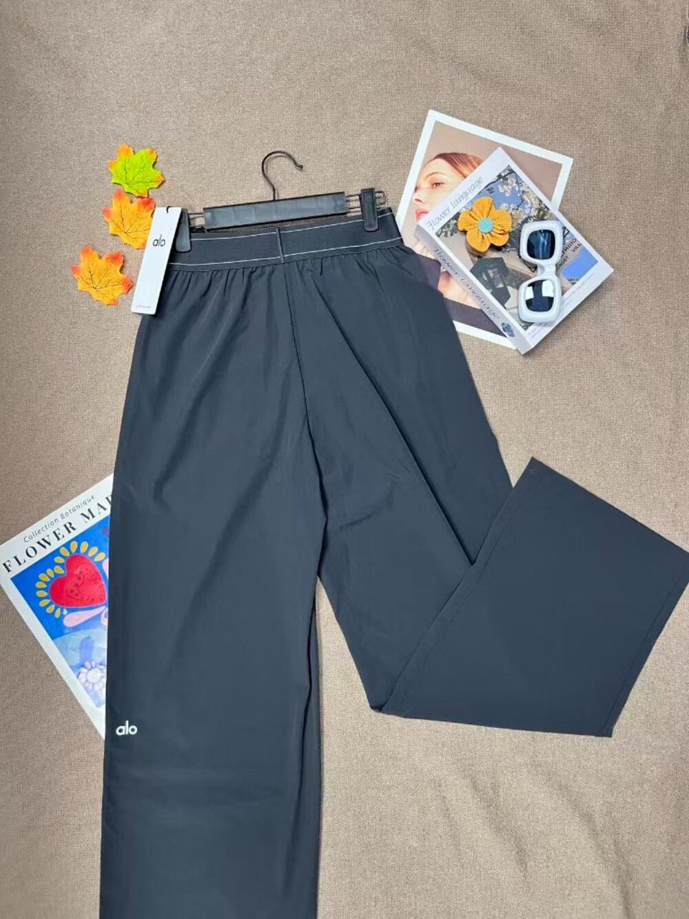 🥾ALO Yoga Suit Up Trouser Dark Grey (Regular)🧱 - Picture 5 of 8
